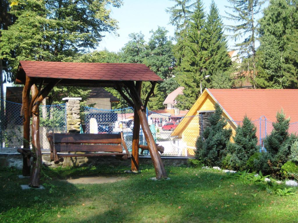 Отель Pensiunea Speranta Совата Экстерьер фото